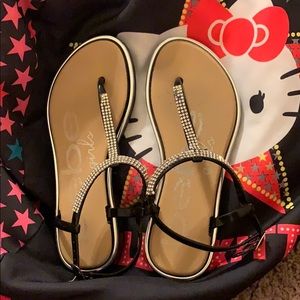 Sandal 🎀Bebe